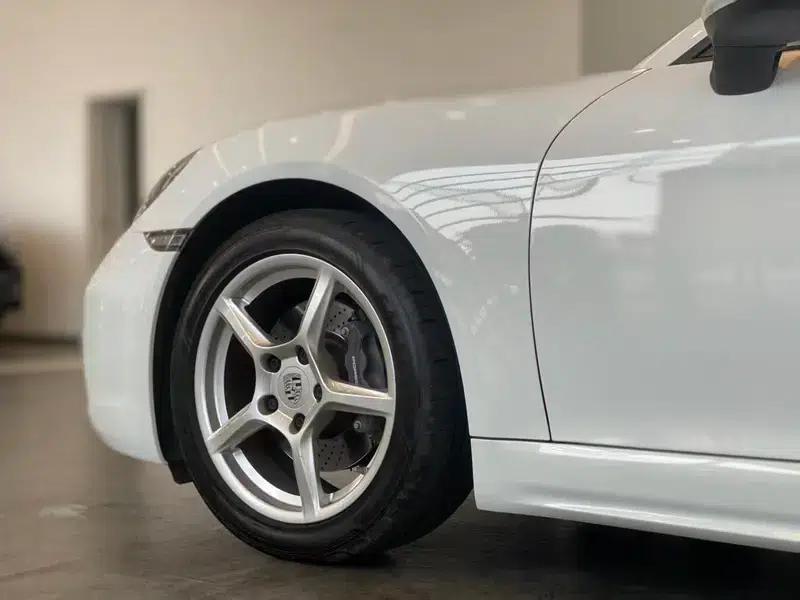 2020 Porsche 718 Boxster 2.0T — миниатюра 8