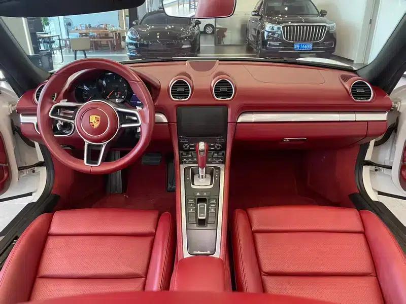 2020 Porsche 718 Boxster 2.0T — миниатюра 9