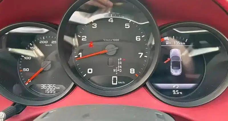 2020 Porsche 718 Boxster 2.0T — миниатюра 10