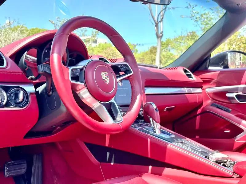 2020 Porsche 718 Boxster 2.0T — миниатюра 11