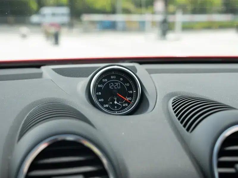 Porsche 718 2019 Cayman T — миниатюра 11