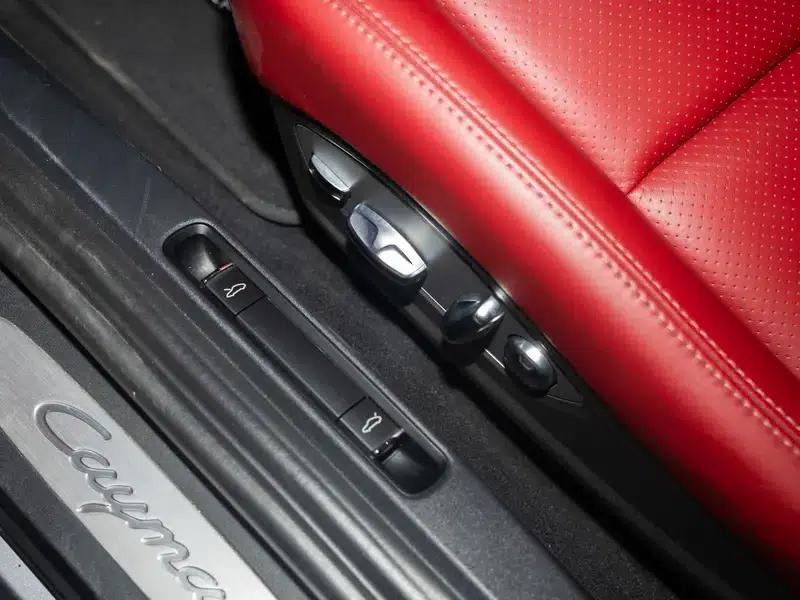 Porsche 718 Cayman 2023 2.0T — миниатюра 11