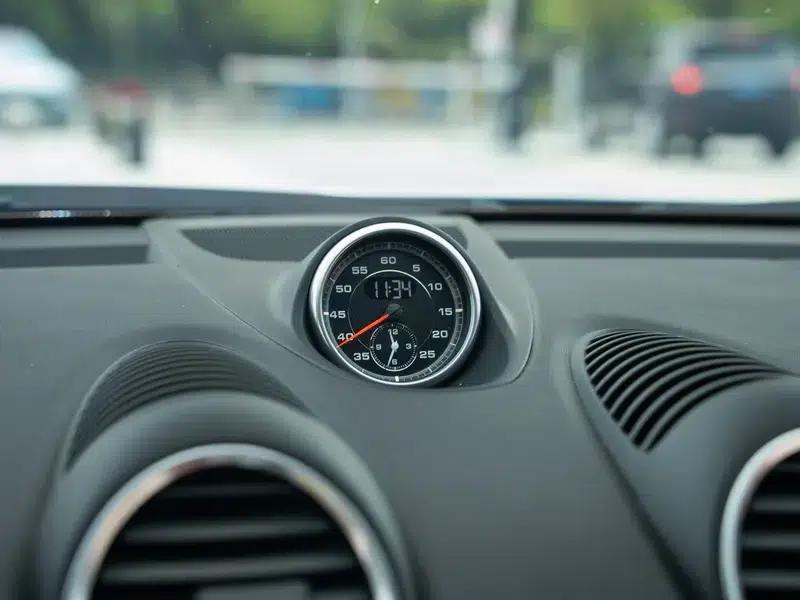 Porsche 718 Cayman 2023 2.0T — миниатюра 12