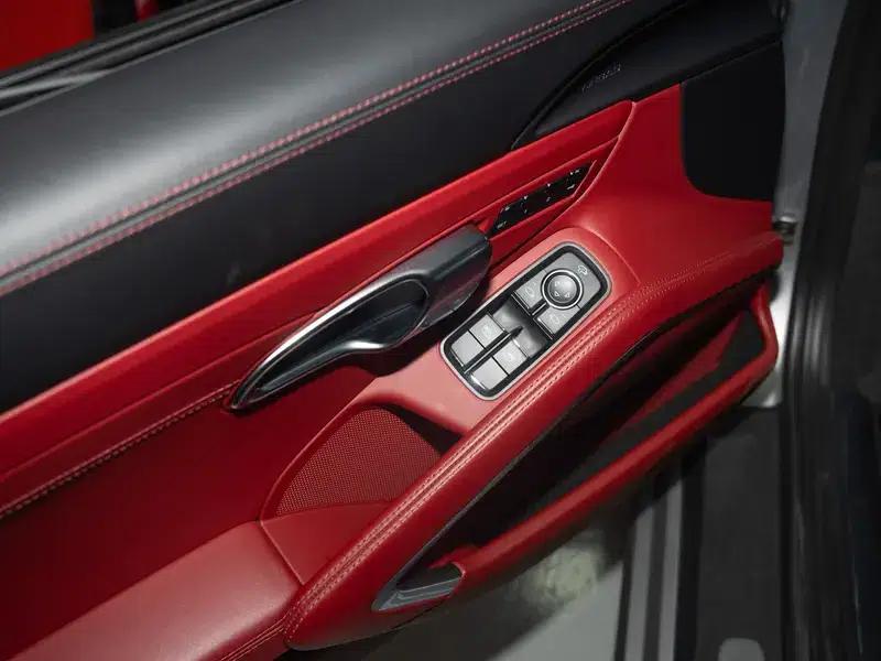 Porsche 718 Cayman 2023 2.0T — миниатюра 19