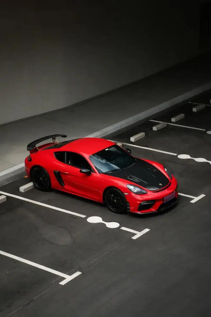 Porsche 718 Cayman 2018 2.0T — миниатюра 2