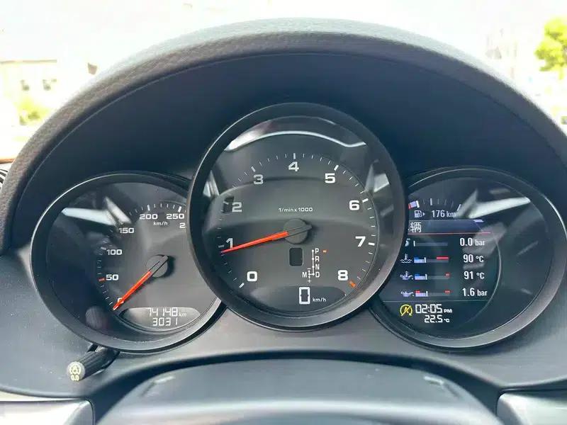 Porsche 718 Cayman 2018 2.0T — миниатюра 10