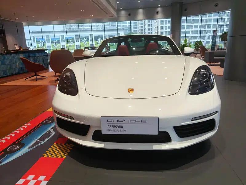 2023 Porsche 718 Boxster 2.0T — миниатюра 2