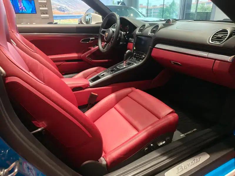 2023 Porsche 718 Boxster 2.0T — миниатюра 9
