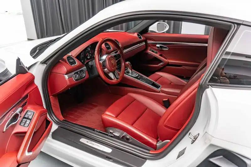 Porsche 718 Cayman 2018 2.0T — миниатюра 10