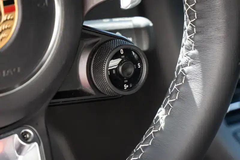 Porsche 718 Cayman 2018 2.0T — миниатюра 13