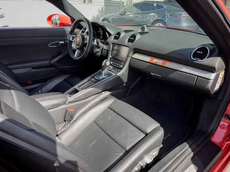 Porsche 718 Cayman 2018 2.0T — миниатюра 14