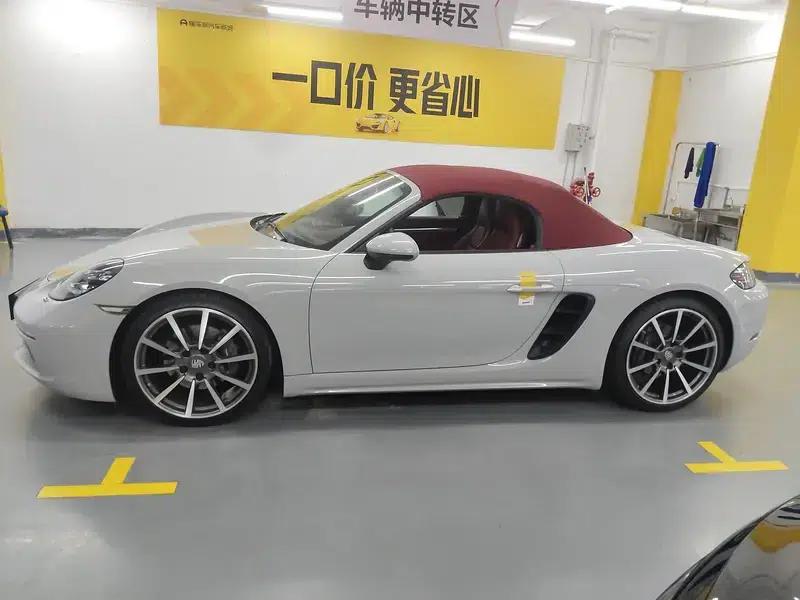 2020 Porsche 718 Boxster 2.0T — миниатюра 22