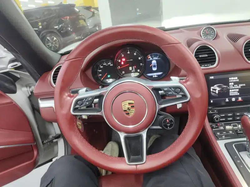 2020 Porsche 718 Boxster 2.0T — миниатюра 23