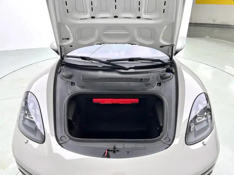 2020 Porsche 718 Boxster 2.0T — миниатюра 10