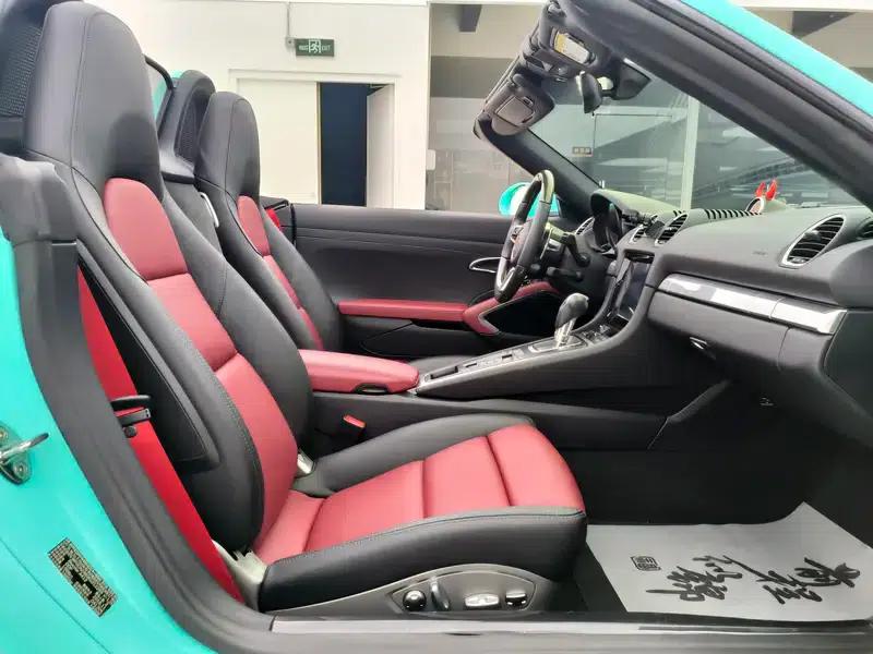 2018 Porsche 718 Boxster 2.0T — миниатюра 13