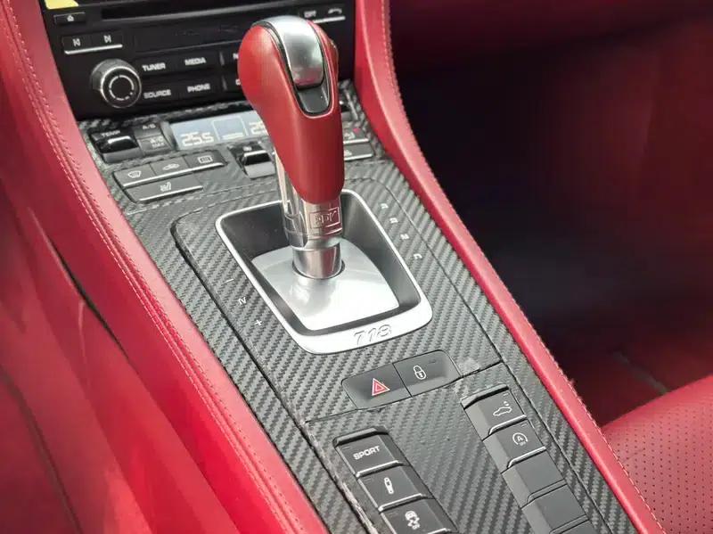 Porsche 718 Cayman 2018 2.0T — миниатюра 15