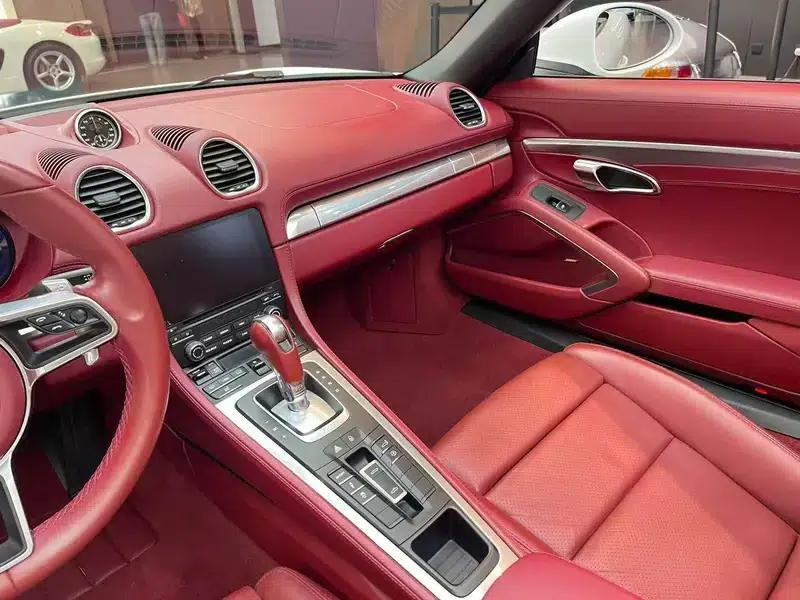 2018 Porsche 718 Boxster 2.0T — миниатюра 14
