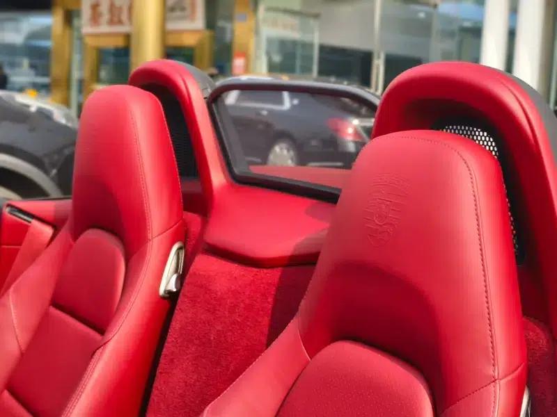2023 Porsche 718 Boxster 2.0T — миниатюра 13