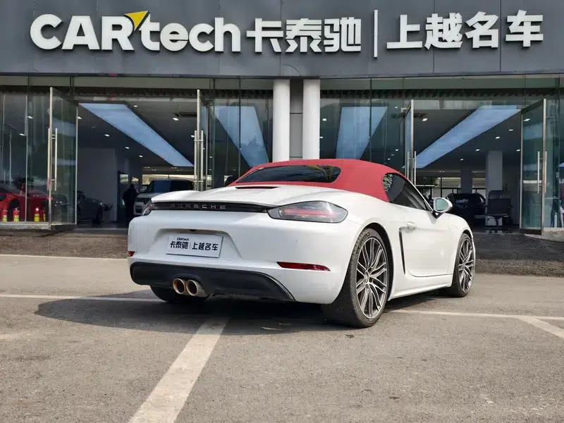 2023 Porsche 718 Boxster 2.0T — миниатюра 5