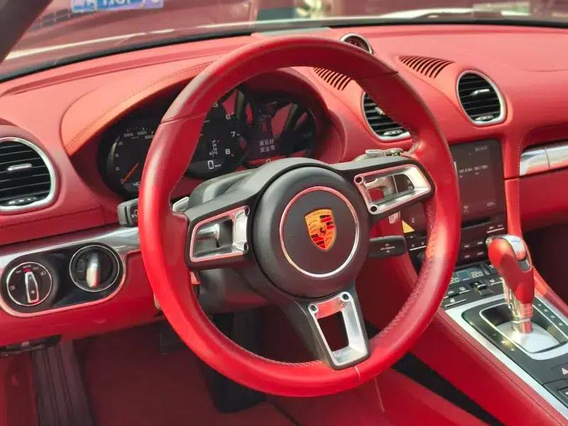 2023 Porsche 718 Boxster 2.0T — миниатюра 10