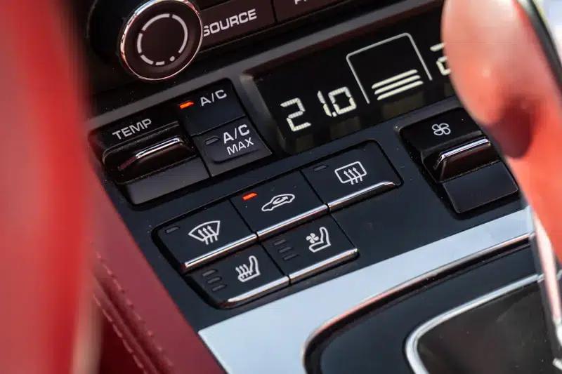 2022 Porsche 718 Boxster 2.0T — миниатюра 13