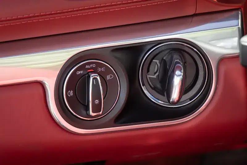 2022 Porsche 718 Boxster 2.0T — миниатюра 19