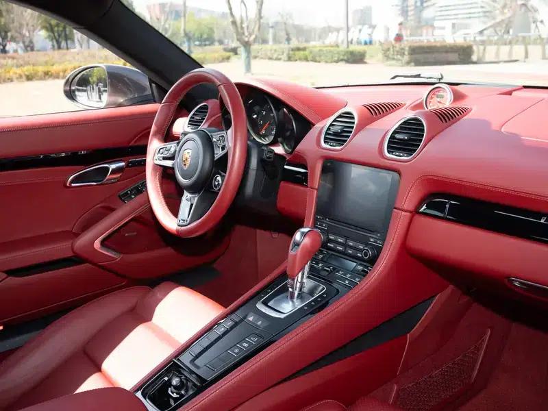 Porsche 718 2023 Cayman T — миниатюра 16
