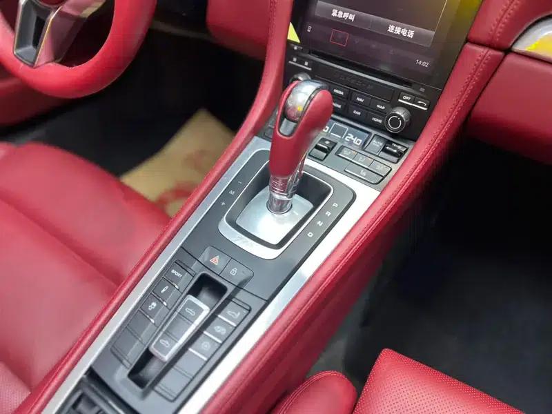 2018 Porsche 718 Boxster 2.0T — миниатюра 14