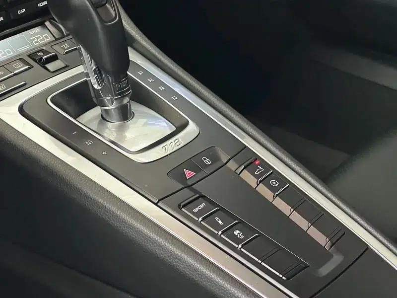 Porsche 718 Cayman 2018 2.0T — миниатюра 27