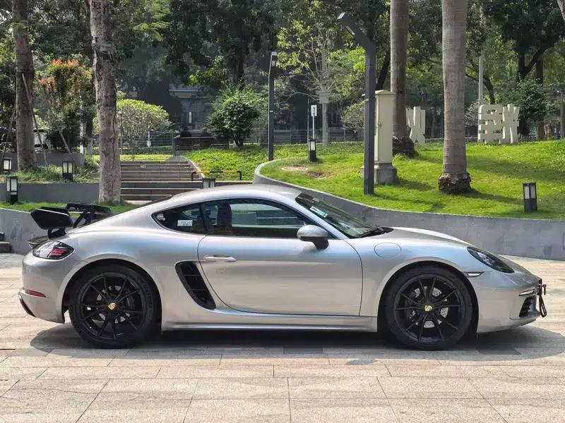 Porsche 718 Cayman 2016 2.0T — миниатюра 7