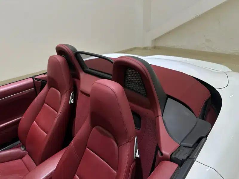 2018 Porsche 718 Boxster 2.0T — миниатюра 15