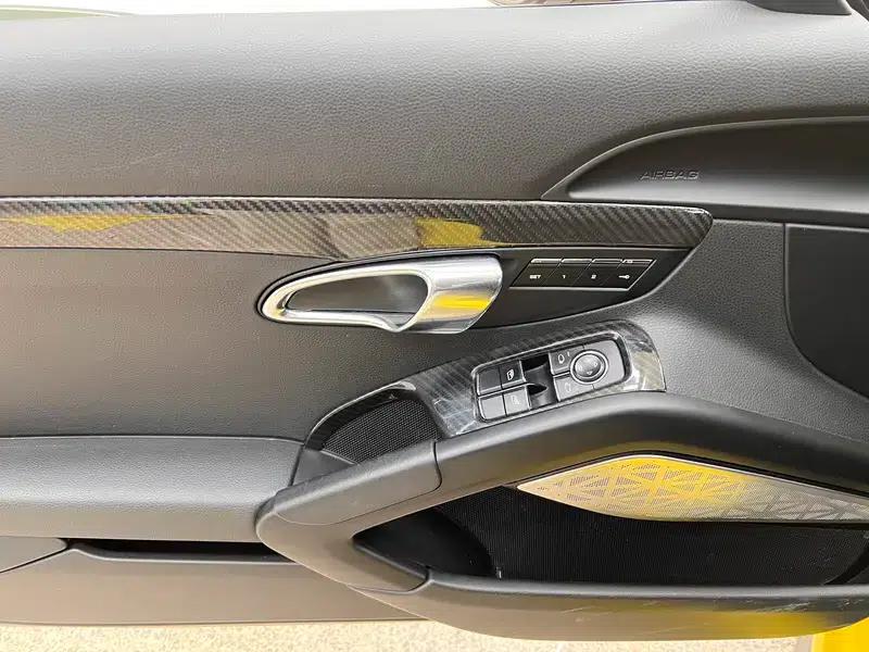 Porsche 718 Cayman 2016 2.0T — миниатюра 16