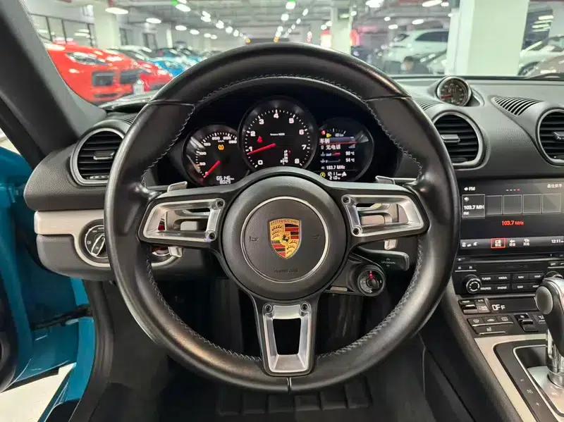 Porsche 718 Cayman 2016 2.0T — миниатюра 13