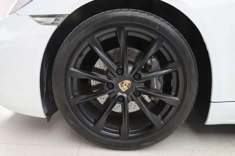 Porsche 718 Cayman 2016 2.0T — миниатюра 9