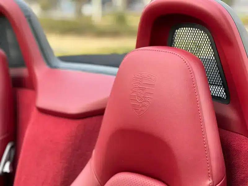 2020 Porsche 718 Boxster 2.0T — миниатюра 8