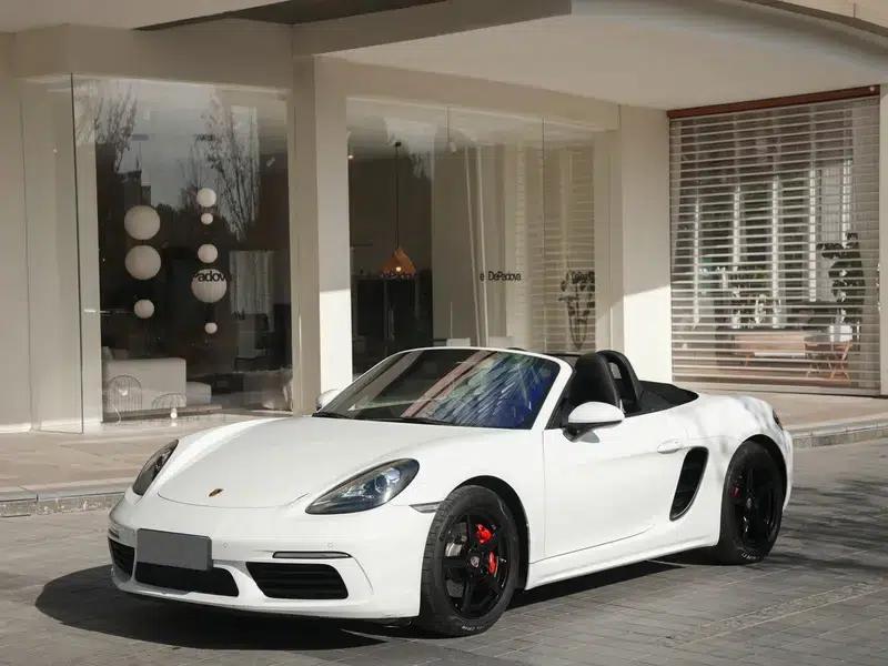 2020 Porsche 718 Boxster 2.0T — миниатюра 1