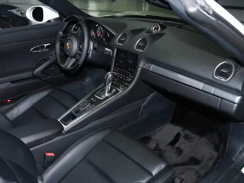 2020 Porsche 718 Boxster 2.0T — миниатюра 17