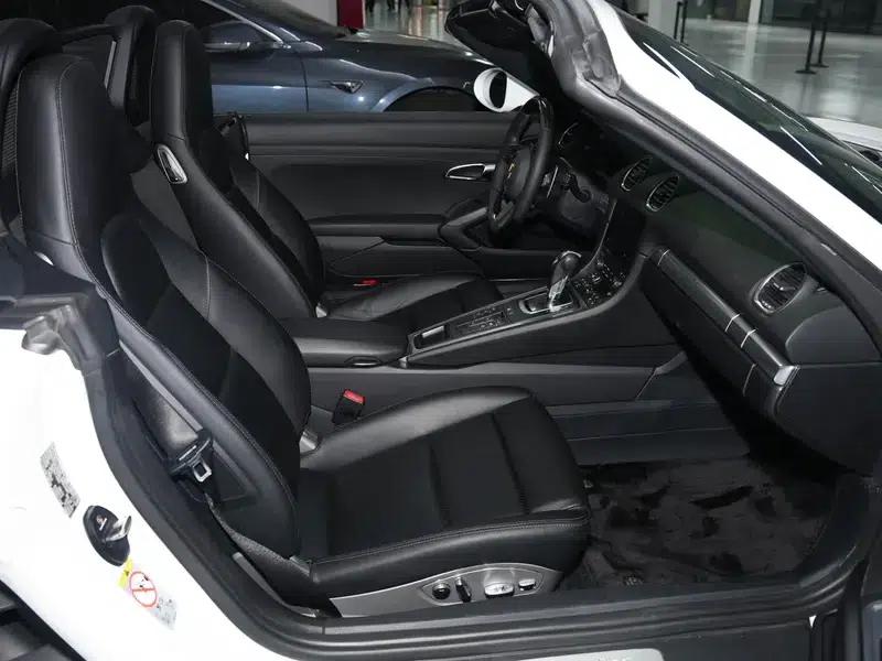 2020 Porsche 718 Boxster 2.0T — миниатюра 18
