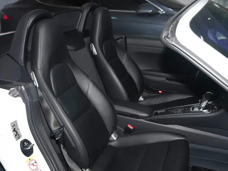 2020 Porsche 718 Boxster 2.0T — миниатюра 19
