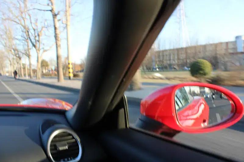 2022 Porsche 718 Boxster 2.0T — миниатюра 7