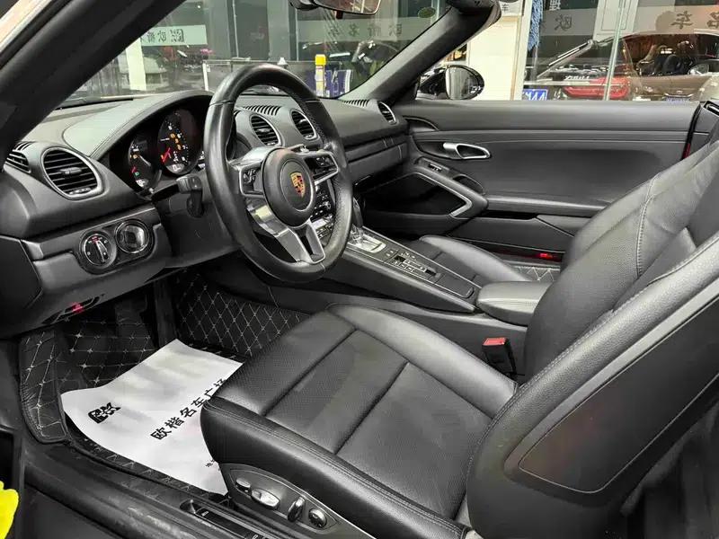 2018 Porsche 718 Boxster 2.0T — миниатюра 13