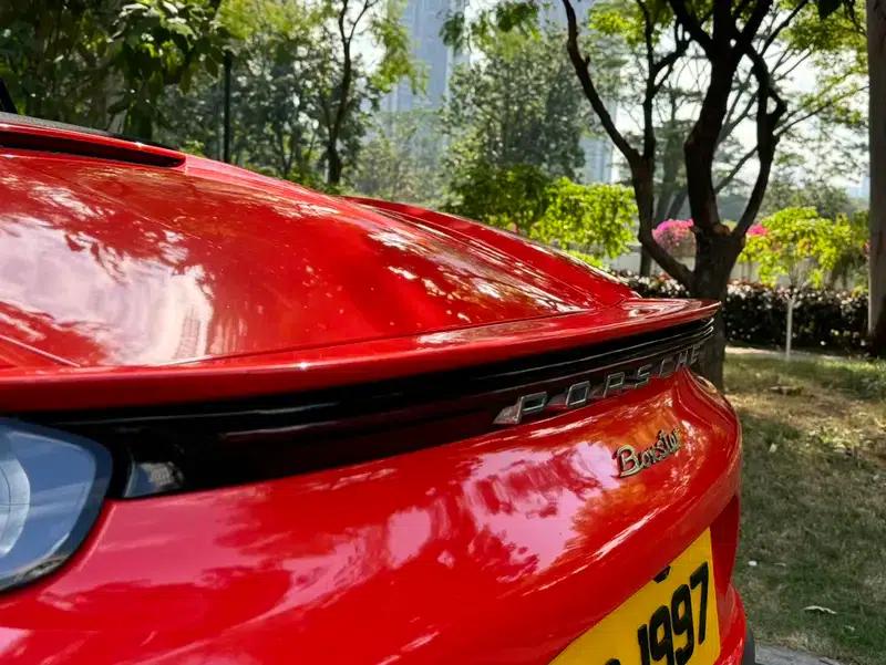 2016 Porsche 718 Boxster 2.0T — миниатюра 15