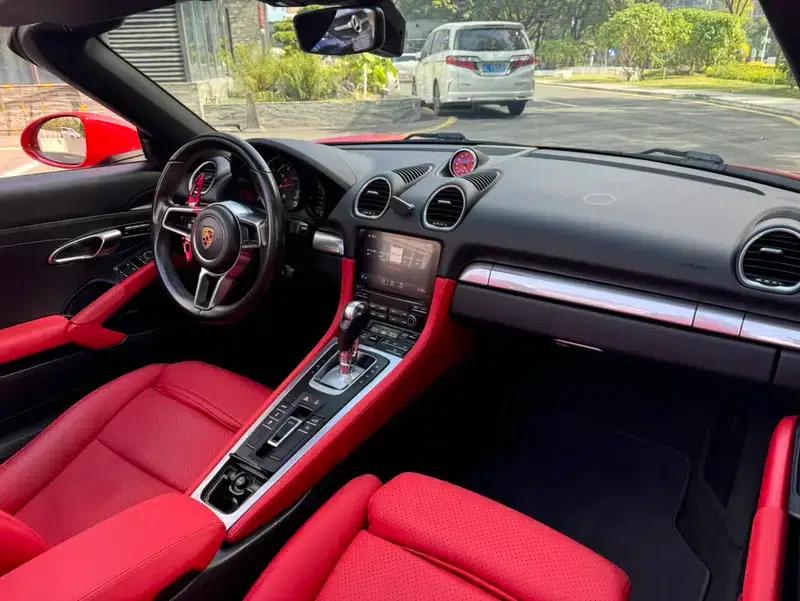 2016 Porsche 718 Boxster 2.0T — миниатюра 19