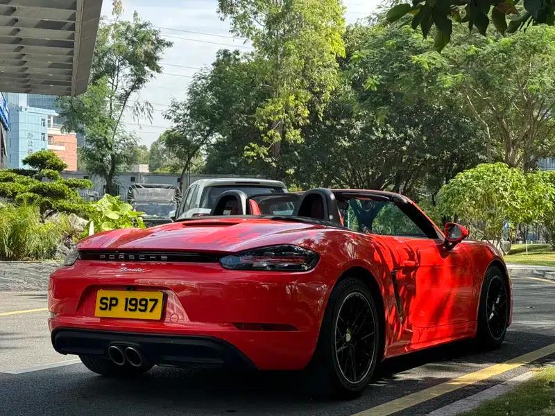 2016 Porsche 718 Boxster 2.0T — миниатюра 10