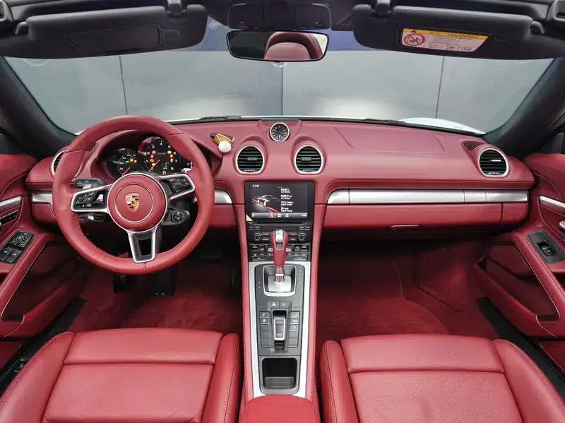 2023 Porsche 718 Boxster 2.0T — миниатюра 8