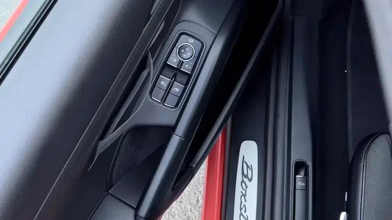 2019 Porsche 718 Boxster T — миниатюра 17