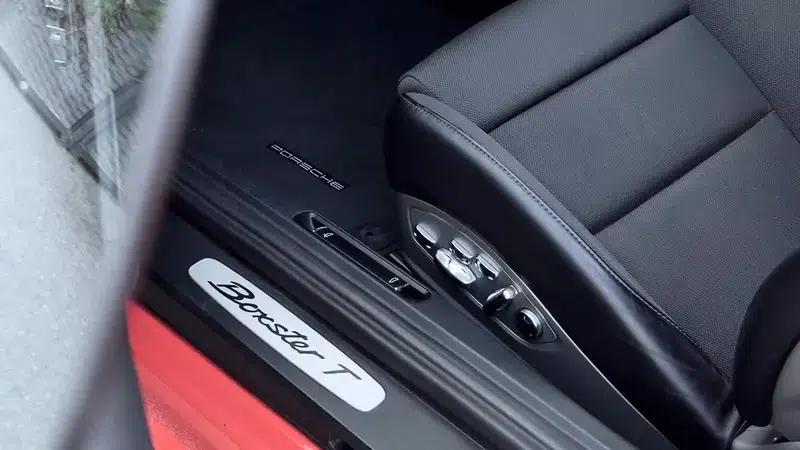 2019 Porsche 718 Boxster T — миниатюра 22