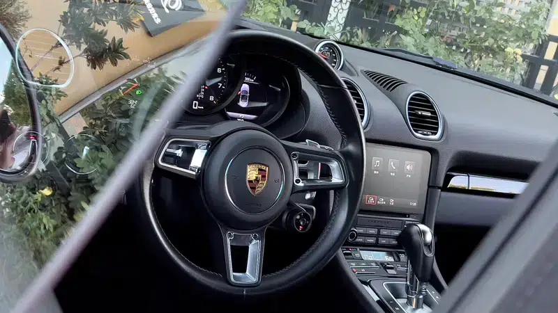 2019 Porsche 718 Boxster T — миниатюра 27