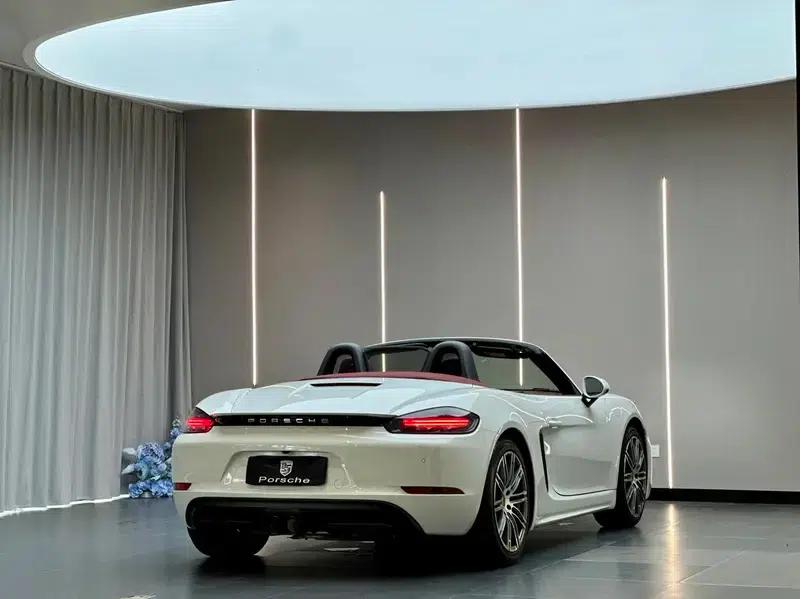 2022 Porsche 718 Boxster 2.0T — миниатюра 6