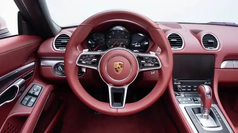 2023 Porsche 718 Boxster 2.0T — миниатюра 11